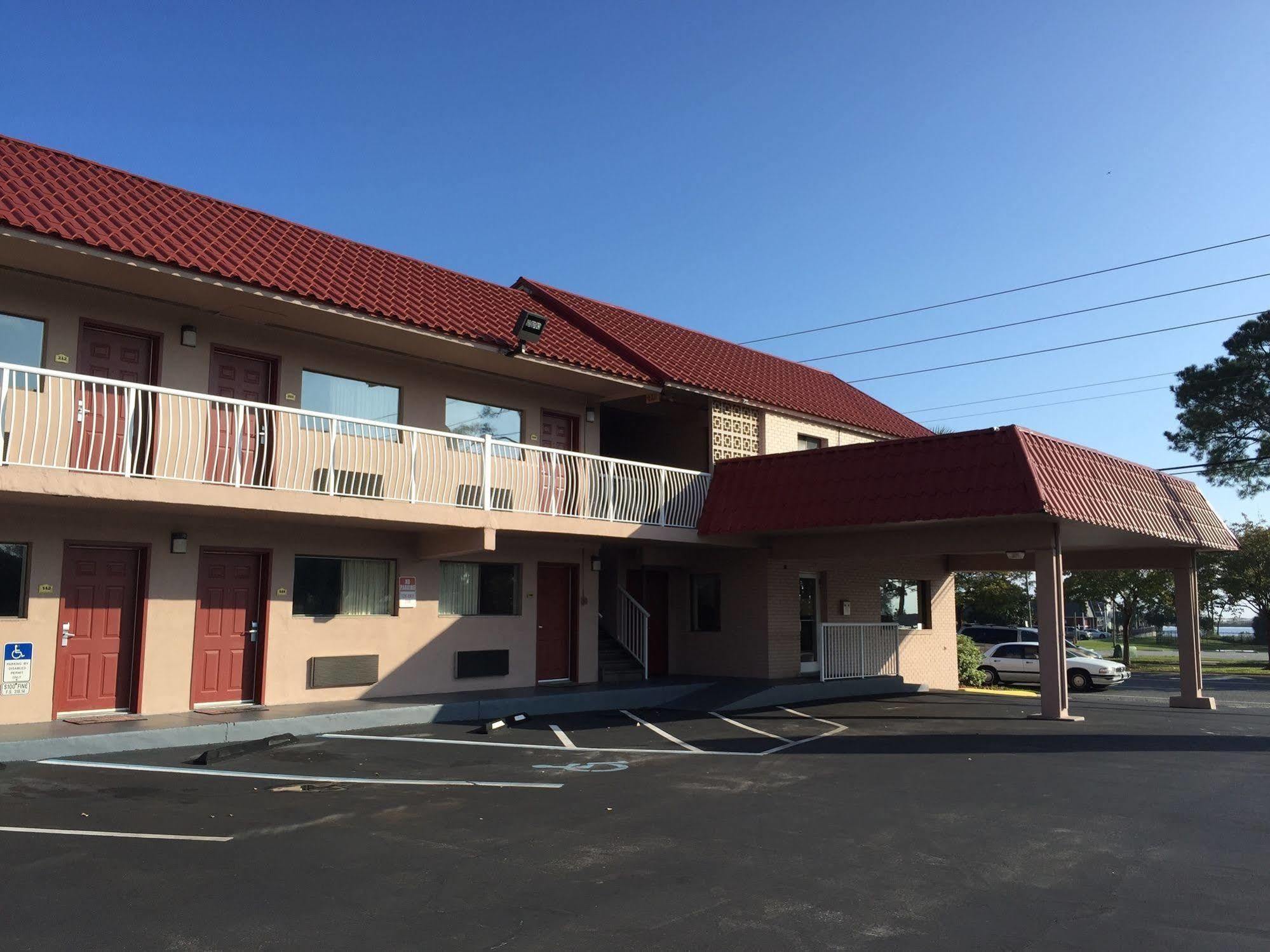 Super 8 By Wyndham Ft Walton Beach Fort Walton Beach Buitenkant foto