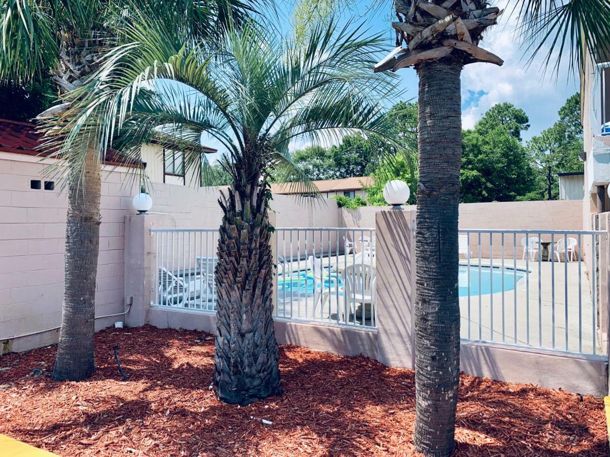 Super 8 By Wyndham Ft Walton Beach Fort Walton Beach Buitenkant foto